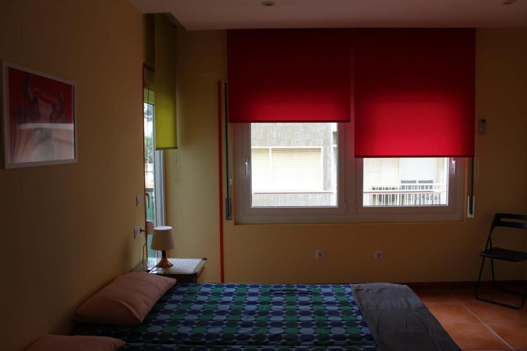 Apartaments Oller Centro Rosas Exterior foto