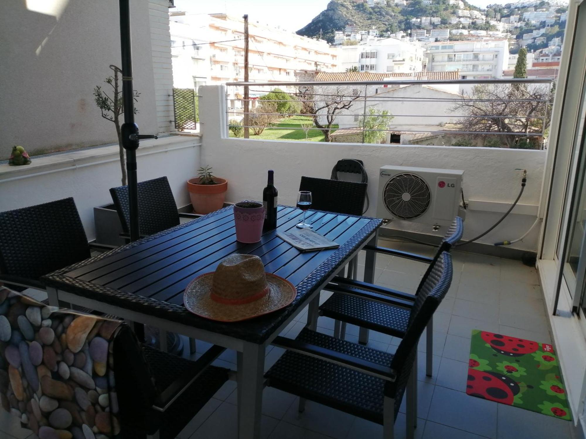Apartaments Oller Centro Rosas Exterior foto